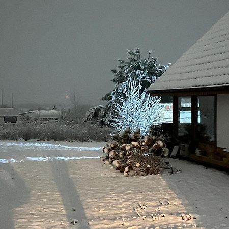 Wygodny Murowany Domek- Nowy Dabki Bagian luar foto