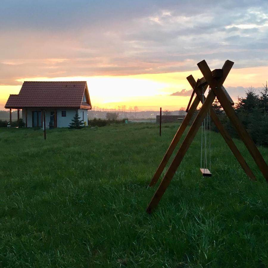 Wygodny Murowany Domek- Nowy Dabki Bagian luar foto